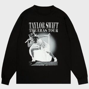 Taylor Swift The Eras Tour TTPD Live Photo Longsleeve T-Shirt - Large -NEW